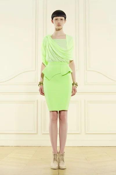 Look 24
